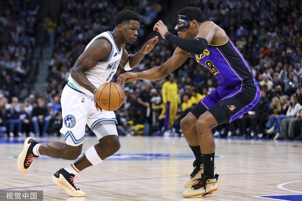 场热身赛中 场热身赛中