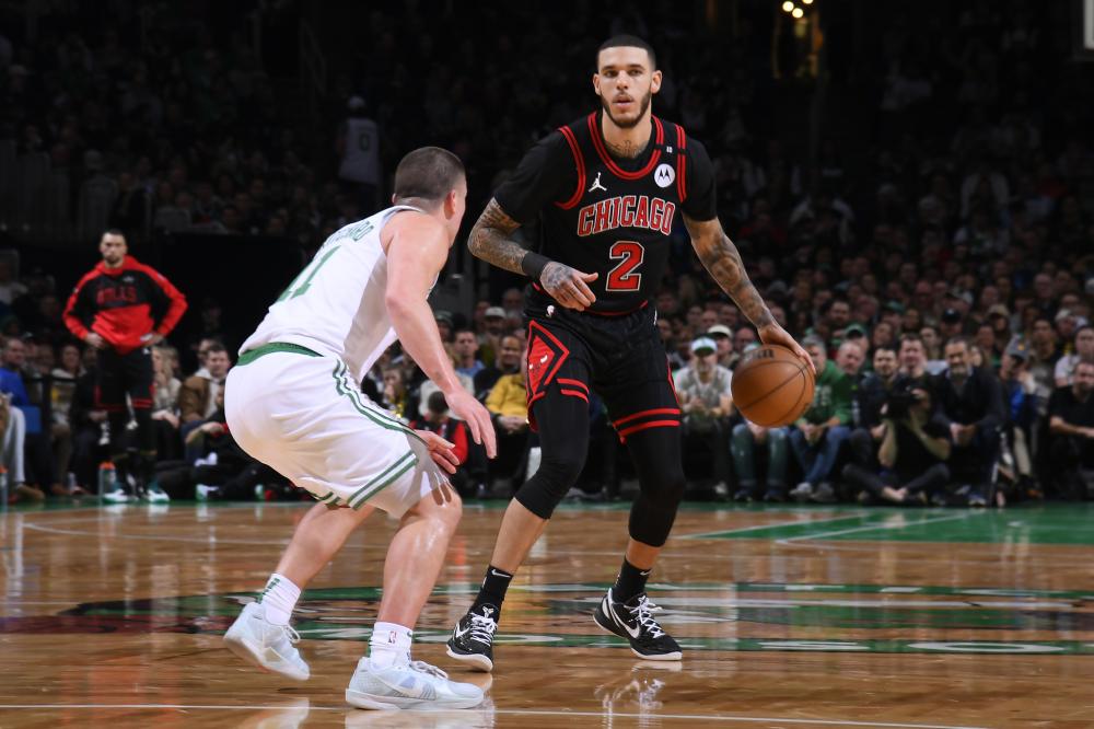 世体：法耶被巴萨标价1500万欧，未来俱乐部可以用4000万欧回购